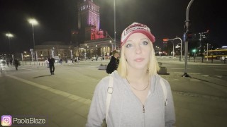 Dałam się wyruchać w cipkę mojemu widzowi, który spotkał mnie na mieście - POLSKIE PORNO