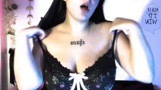 VIENS VOIR MES SEINS