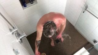 Using my friend's rain shower (top view)