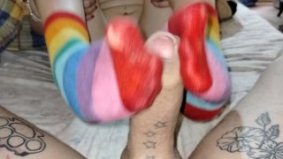 Footjob and cum on my latina girlfriend's feet, she really likes to cheat on me with strangers Aronc