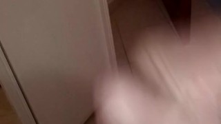 Sborro,pisco,sputo, in jeans e camicia