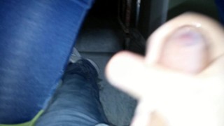 guarda come mi rompe il culo,la fica e come sborra in questa compilation di smorzacandela