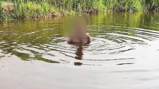 Crazy Exhibitionist: Handjob in the river (when no one sees) - jerkoff positions by KolowskiBRO