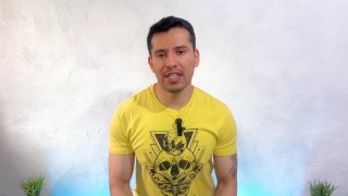 Hombre Haitiano es sorprendido por su roomie masturbandose y termina cogiendoselo con sus 25cm