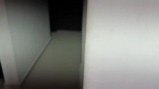 La puta de mi hermanastra se hace la enferma y busca la forma para que yo la folle muy duro y rico.