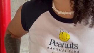 Mujer Me descubre y ME PIDE que la folle rápido para mantener el secreto