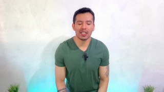 Despachador de una gasolineria me ofrece su culo y lo preño con mis 20cm de verga a pelo! Relato