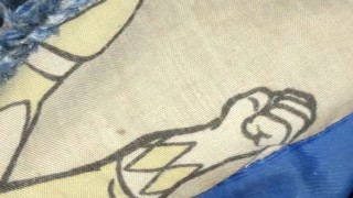 daily jerk off 13/30 - shooting a load while watching porn - jerk off challenge