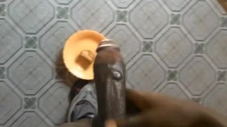 FREAKY TEEN CUMMING ON SNACK BEFORE EATING IT 😱😱😮