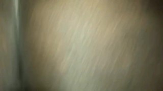 Le meti mi pene de 13 cm en el coche