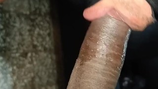 Mi amigo me mete su rica y enorme gruesa verga bien peluda.