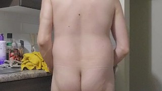 Let's Watch this Male Pornstar do His xxx Thing!