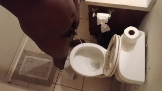 TAKING A PISS AFTER I GOT SUM NASTY SLOPPPY HEAD!!!!!!