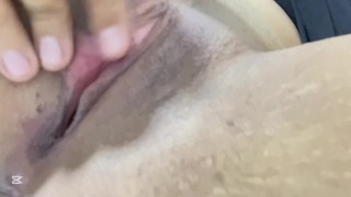 Chica caliente masturbandose