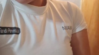 CUANDO ESTOY SOLA JUEGO UN RATITO