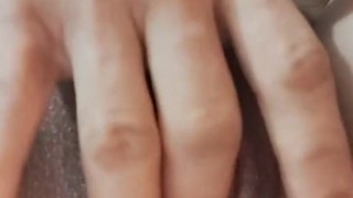 Pienso en ti y me pongo tan cachonda, que teminè en un interso orgasmo