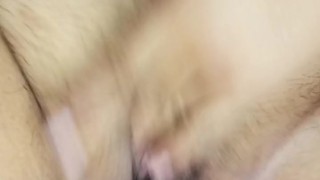 Chica masturbándose