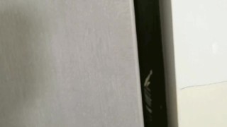 和女友的闺蜜偷偷发生关系，没及时拔出内射