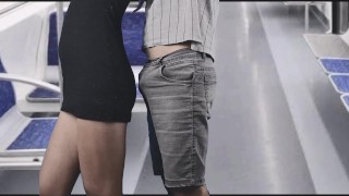 Oh não!!! Safado gozou nos meus peitos em público!