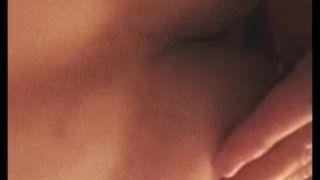 A play with my nipples won't hurt 😈😊