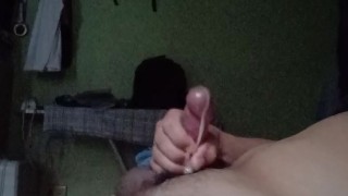 napajakol na naman dahil malamig💦