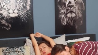 lesbian girls sex fuck and make hot video