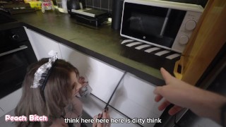 Paid the Maid With Hard Fuck And A Lot Of Cum On The Face