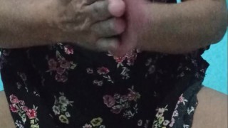 Sexy mujer con gran coño carnudo