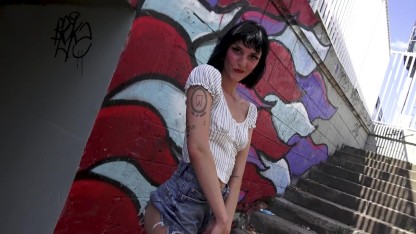 Je remplis la chatte de sperme de cette touriste belge dans les WC public de Paname